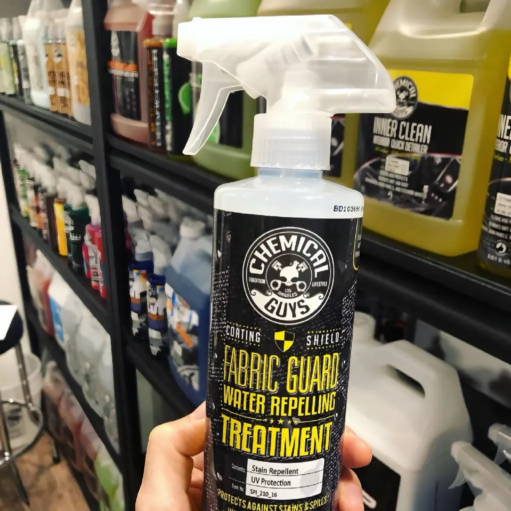chemical-guys-fabric-guard-protector-telas-capotas-16oz.jpg.webp